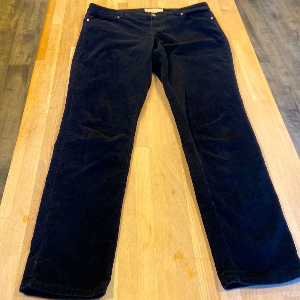 Michael Kors straight leg stretch cotton black corduroy pants sz 4 30.5” inseam